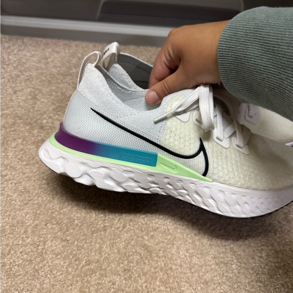 Nike Infinity React - image 2